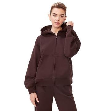 KUT & SO Women's Oversized Sweatsuit Set - Cozy Style