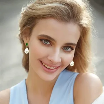 Elegant 18K Gold Pearl Drop Earrings with Emerald Sparkle