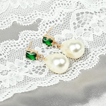 Elegant 18K Gold Pearl Drop Earrings with Emerald Sparkle