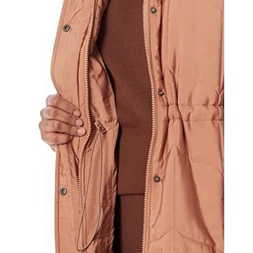 Amazon Essentials Women's Quilted Coat - Chic & Comfortable