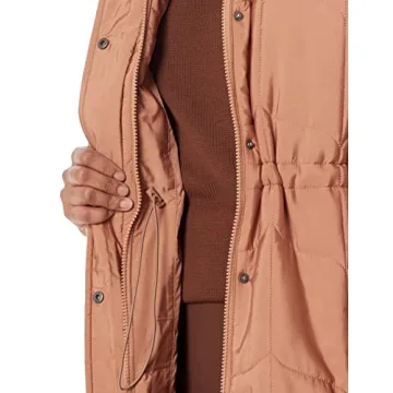 Amazon Essentials Women's Quilted Coat - Chic & Comfortable