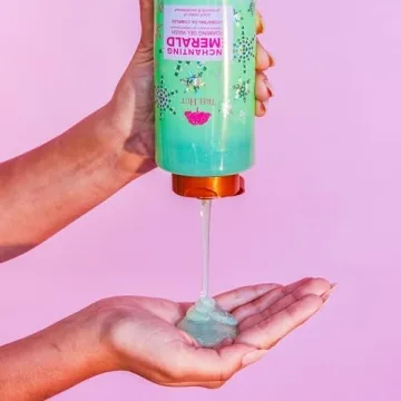 Tree Hut Enchanting Emerald Body Wash for Hydrated Skin