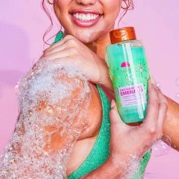 Tree Hut Enchanting Emerald Body Wash for Hydrated Skin