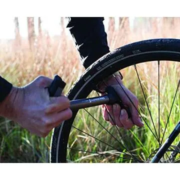 Blackburn Airstik Anyvalve Mini-Pump - Durable & Compact