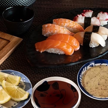 OTYFGHD Cute Cat Ceramic Dessert Plates,Set of 4,Dipping, Sushi,Appetizer Plates,Soy Sauce Dish,Cat Gift,Dishware and Dinnerware Sets（Free Spoon and Fork）