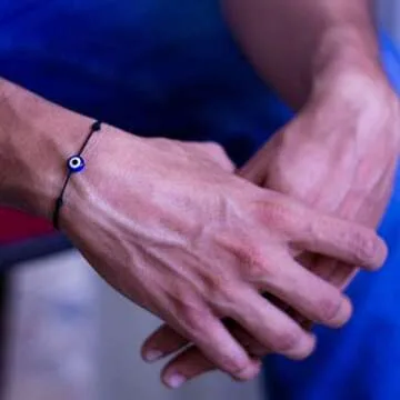 Black String Evil Eye Bracelet – Adjustable Wax Nylon Cord Talisman | Handmade Protection Amulet with Blue Turkish Glass Bead for Men, Women & Teens