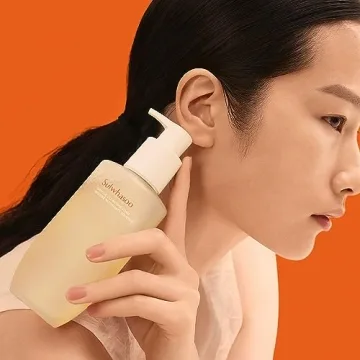 Sulwhasoo Gentle Cleansing Foam for All Skin Types - Hydrating Wash