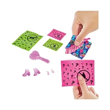 Barbie Color Reveal Doll & Accessories - 7 Surprises!