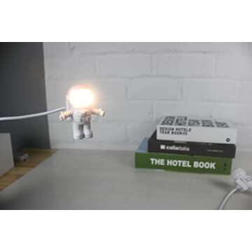 SOONDAR® Creative Spaceman Astronaut LED Flexible USB Light for Laptop PC Notebook