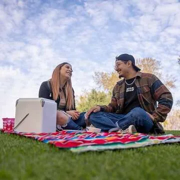 Permasteel 14-Qt Small Retro Vintage Cooler Ice Chest, Hard Metal Portable Beverage Cooler, Personal Cooler for Camping, Beach, and Picnic, Classic Style Ice Chest, White