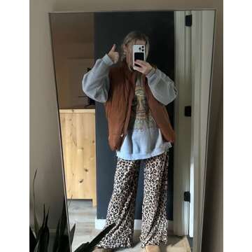 Daacee Women's Oversized Puffer Vest Lightweight Warm Cap Sleeve Puffy Bubble Outerwear Vests with Pockets(0650-Brown-L)