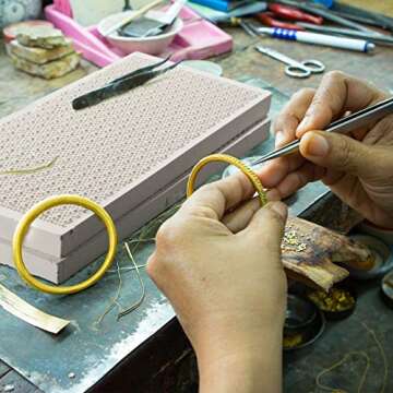 2 Pieces Honeycomb Ceramic Soldering Boards Soldering Honeycomb Panel Jewelry Soldering Block Making Tools Soldering Parts for Melting Casting Gold Tools Jewelry Soldering Jewelers Third Hand