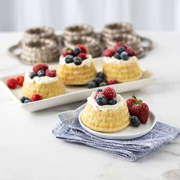 Nordic Ware Toffee Shortcake Baskets – 6 Cup Cakelet Pan