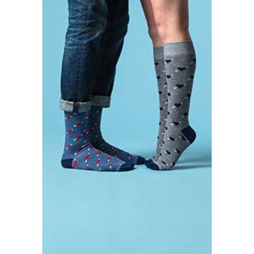 "Head Over Heels" Valentine's Day Cupids Arrow Heart Hipster Novelty Crew Carded Cotton Men's Socks (1 Pair)