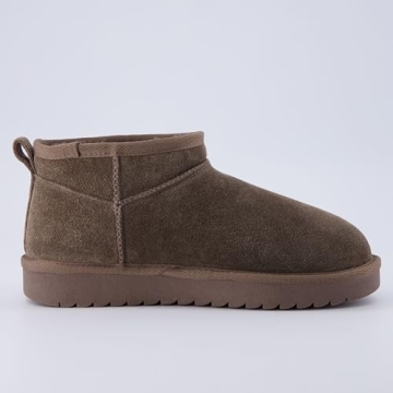 CUSHIONAIRE Women's Premium Suede Ankle Snow Boots