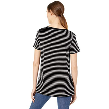 Versatile Women’s Relaxed-Fit Swing T-shirt in Various Sizes