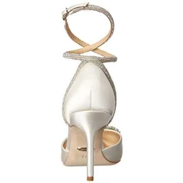Badgley Mischka Women's Saint Pump, Soft White, 9