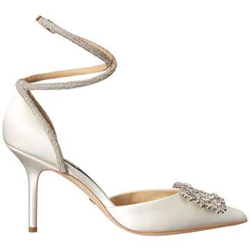 Badgley Mischka Women's Saint Pump, Soft White, 9