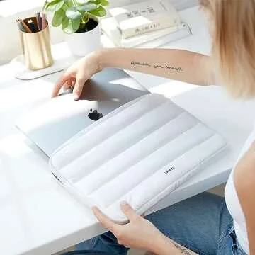 Vandel - The Original Puffy Laptop Sleeve 13-14 Inch. White Laptop Sleeve for Women. Carrying Case Cover MacBook Pro 14 in, MacBook Air 13 Inch, iPad Pro 12.9, Dell, Asus, HP