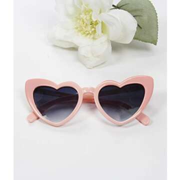 The Paisley Box Heart Sunglasses - Chic Accessories for Every Occasion!