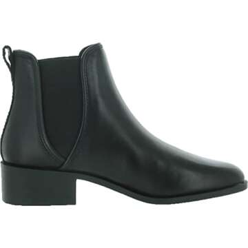 Fashionable Steve Madden Chelsea Boot in Black Leather