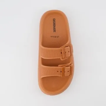 CUSHIONAIRE Women's Fame Cloud Slide for Comfort and Style