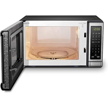 BLACK+DECKER Digital Microwave with Child Lock 700W