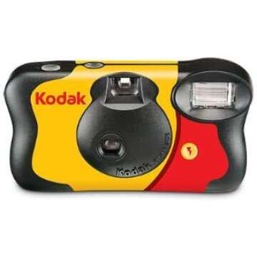 Kodak Fun Saver 35mm One-Time-Use Disposable Camera with Flash, 27 Exposures, 4-Pack
