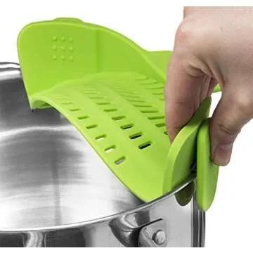 WeTest Versatile Silicone Pot Strainer for Safe Cooking