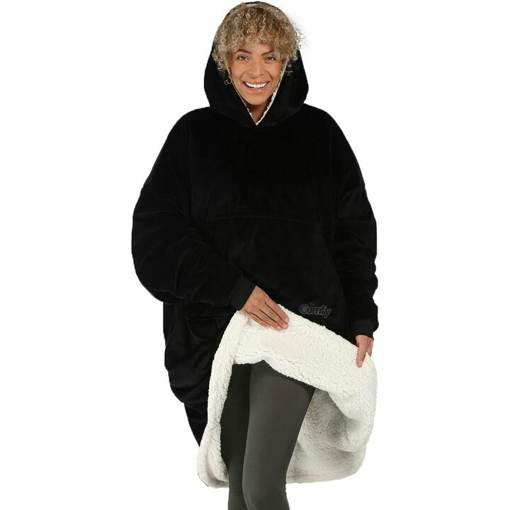 THE COMFY Wearable Blanket - Oversized Microfiber & Sherpa