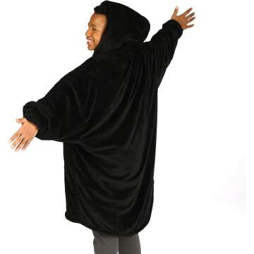 THE COMFY Wearable Blanket - Oversized Microfiber & Sherpa