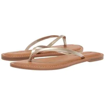 Amazon Essentials Women's Thong Sandal, Gold, 7