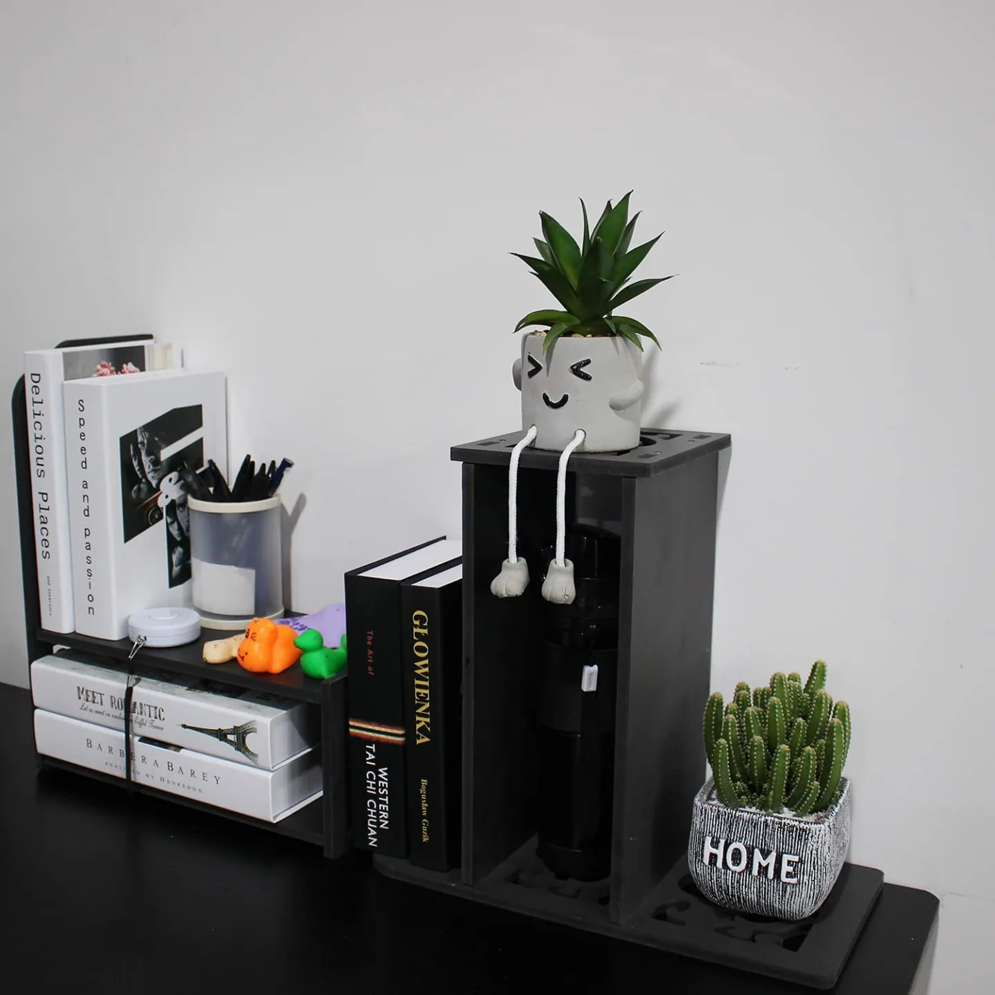 YGYQZ Mini Bookshelf - White Cute Desk Organizer