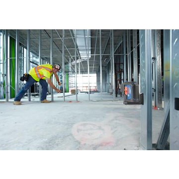 Bosch GPL100-30G Green Laser Level for Precision Alignment