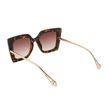 FEISEDY Trendy Oversized Square Sunglasses with UV400