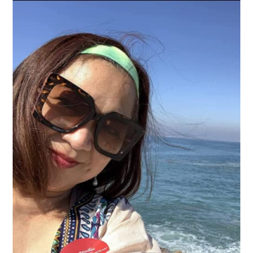 FEISEDY Trendy Oversized Square Sunglasses with UV400