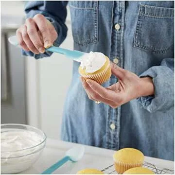 Wilton Versa-Tools Measure And Scrape Spatula Set-2/Pkg, Multi