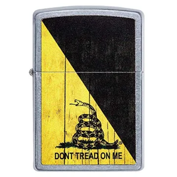 Zippo Don't Tread on Me Street Chrome Lighter for All