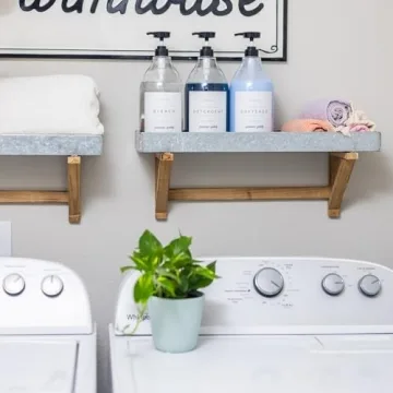 Elegant Laundry Detergent Dispenser Set with Bamboo Tray