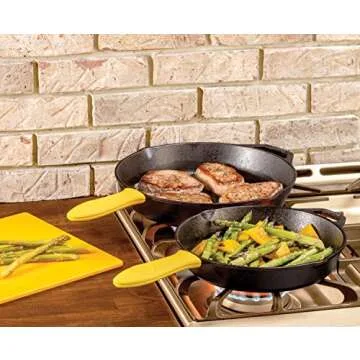 Lodge L10SK3 12" Skillet With Assist Handle