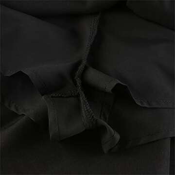 Stylish Ruolai Goth Black Pleated Mini Skirt with Chain