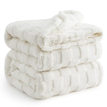 Bedsure White Fleece Blanket Soft Cozy King Size