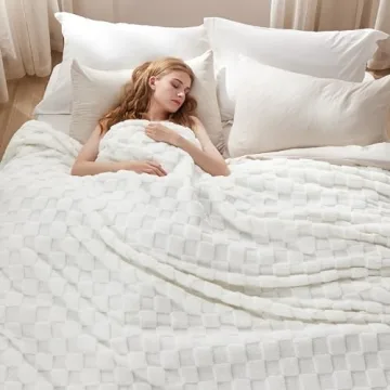 Bedsure White Fleece Blanket Soft Cozy King Size