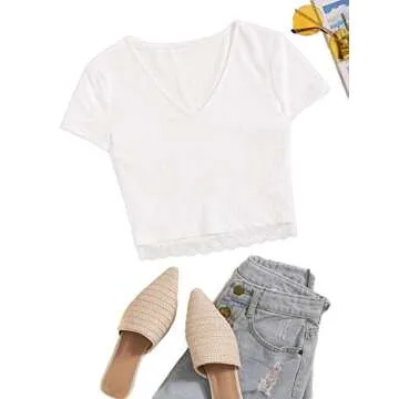 SweatyRocks Sexy V Neck Lace Hem Crop Top for Women