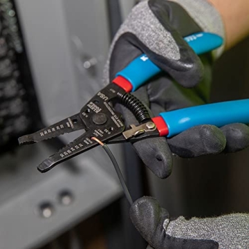 Klein Tools 11057 Wire Cutter / Wire Stripper, Made in USA, Heavy Duty Wire Cutter Stripper for 20-30 AWG Solid Wire and 22-32 AWG Stranded Wire