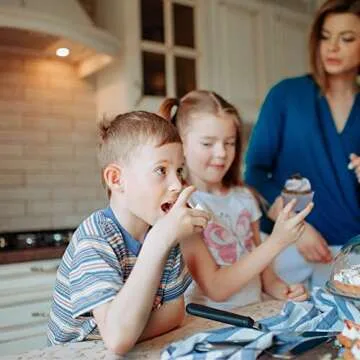 eat G.A.N.G.S.T.E.R. Cinnawin Spice Cake & Muffin Mix | Gluten-Free, Grain-Free, Allergy-Friendly Easy to Make, Great for those with Food Sensitivities, on Elimination Diets or the AIP and Paleo Diets.