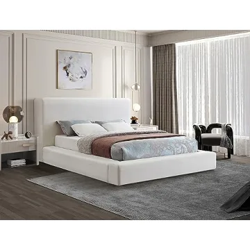 Luxe Meridian Furniture Devin Queen Bed in Beige Linen