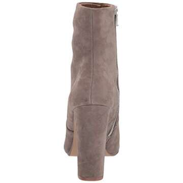Steve Madden Women's Editor Fashion Boot