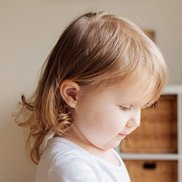 Stylish 24 Pairs Girls' Hypoallergenic Earrings Set