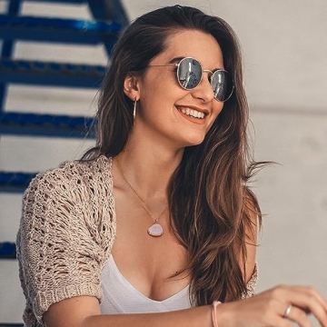 CANEVINKA Gold Plated Seashell Pendant Necklace